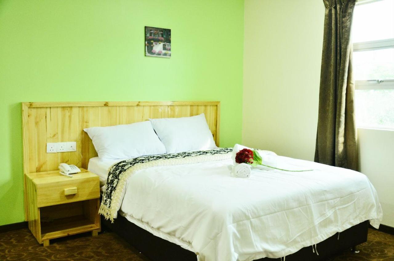 Apple Hotel Шах Алам Екстериор снимка