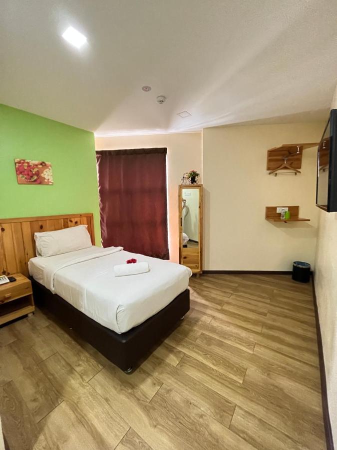 Apple Hotel Шах Алам Екстериор снимка