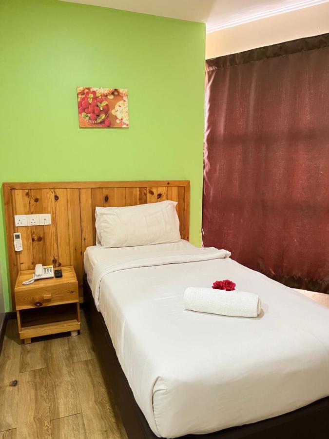 Apple Hotel Шах Алам Екстериор снимка